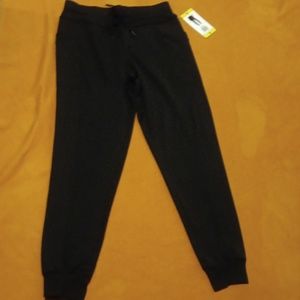 BNWT 32 Degrees Heat- amazingly comfortable  & great price & quality!